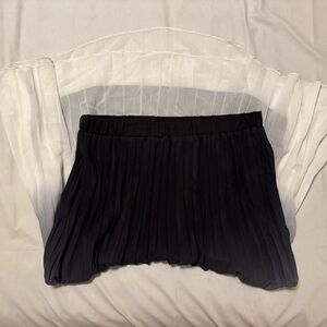 WD.NY Black and White Ombre Pleated Skirt